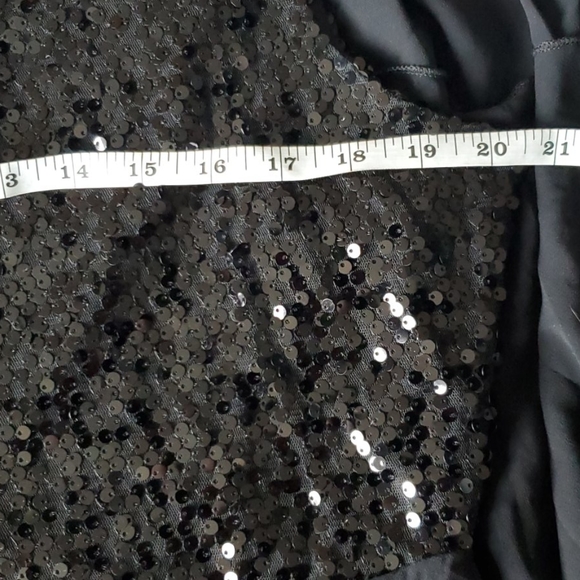 SHEIN Sequin Short Sleeve Night Out Gown - Picture 4 of 5